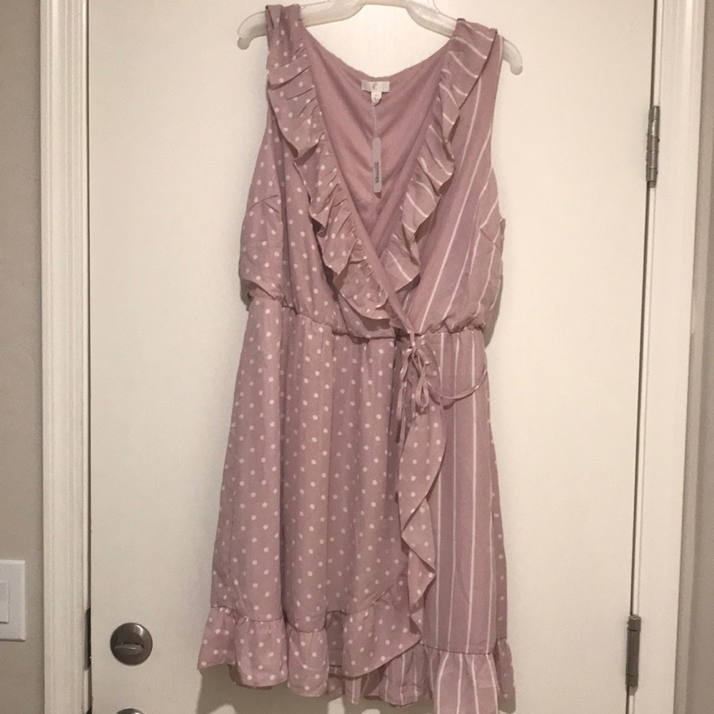 Dress - Picture 2 of 5